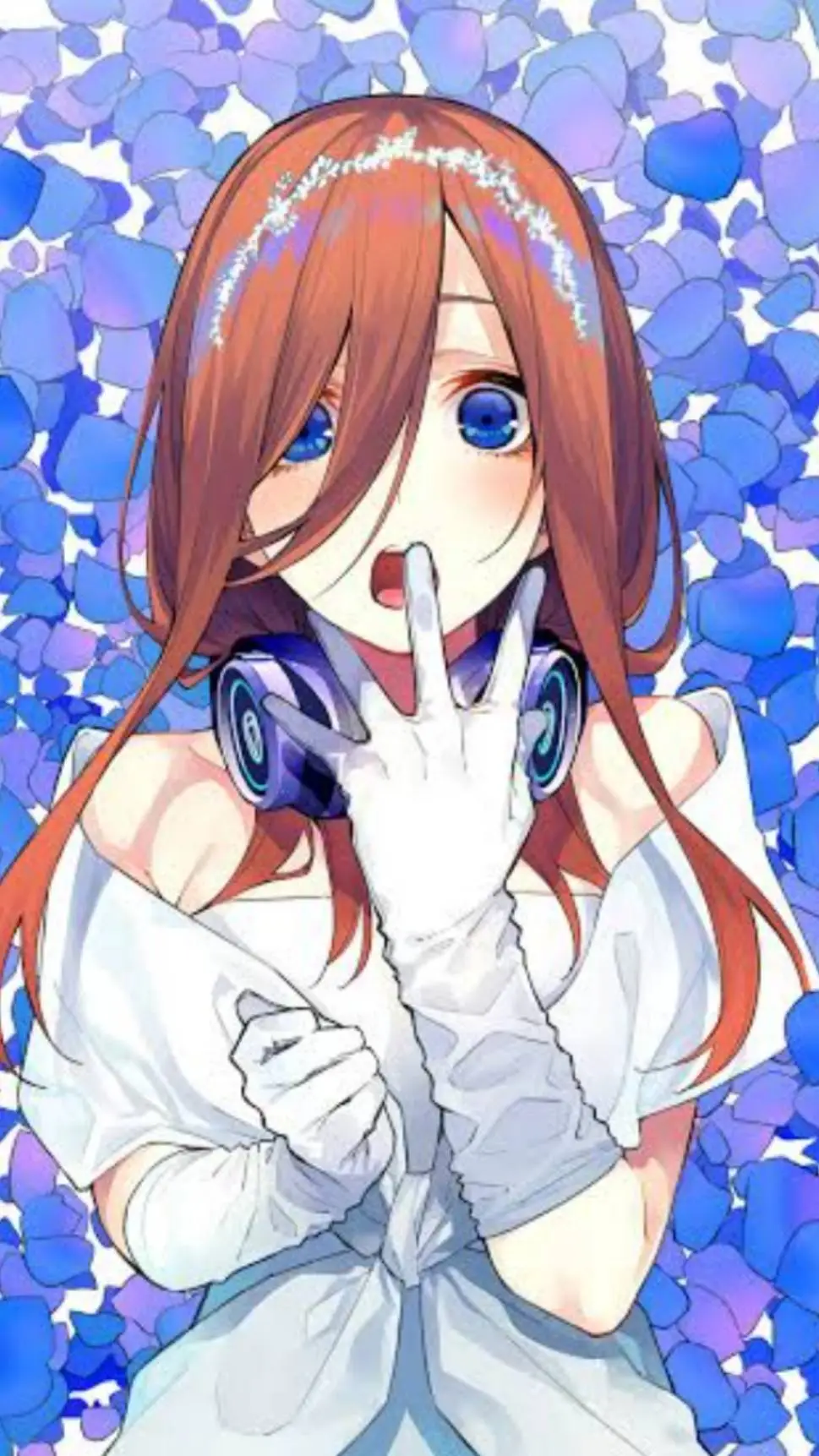 ai character: Miku Nakano background