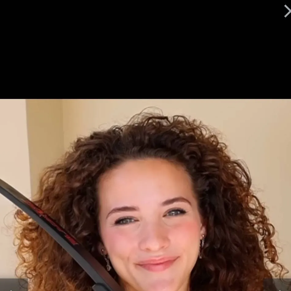 chat with ai character: sofie