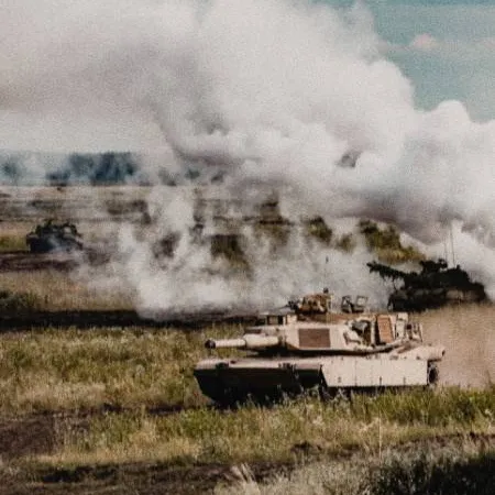 chat with ai character: [Modern Tank]