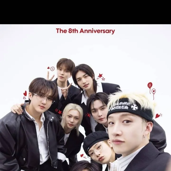chat with ai character: stray kids