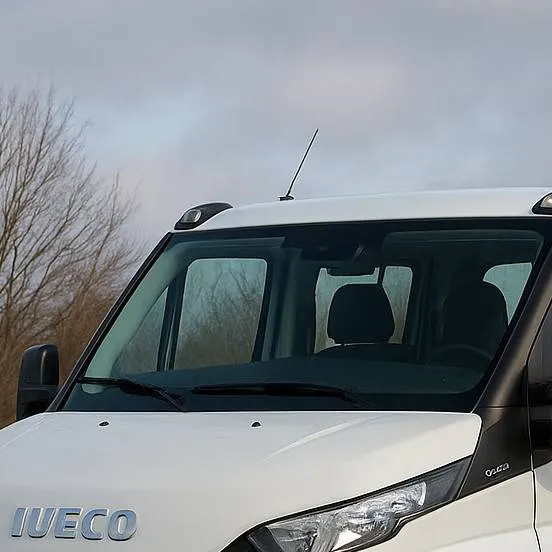 chat with ai character: iveco daily tow