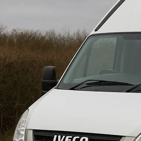 chat with ai character: iveco