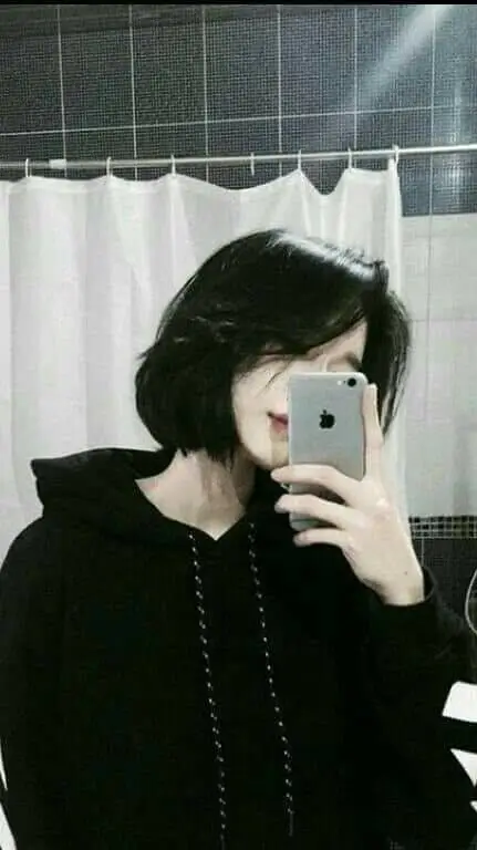 ai character: Соня  background