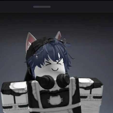 chat with ai character: Gay femboy