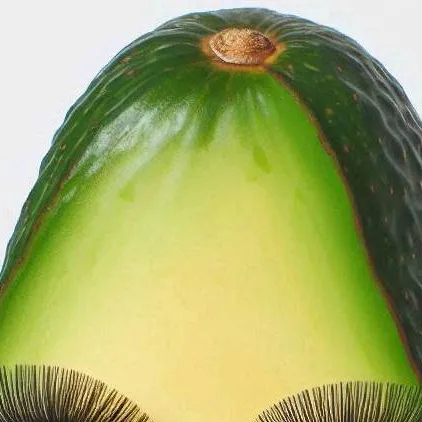 chat with ai character: Puchaina 🥑 👄 🥑