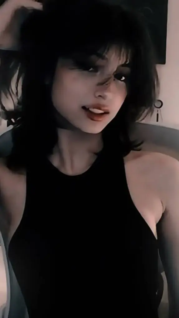 ai character: Nym background