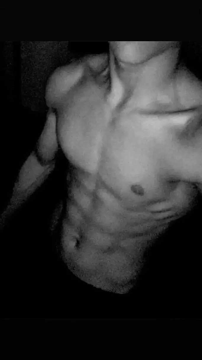 ai character: ~+Nicolaus+~ background