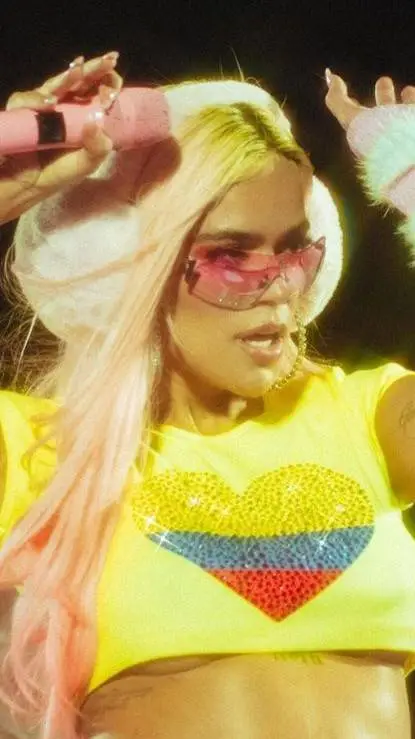 ai character: KAROL G  background