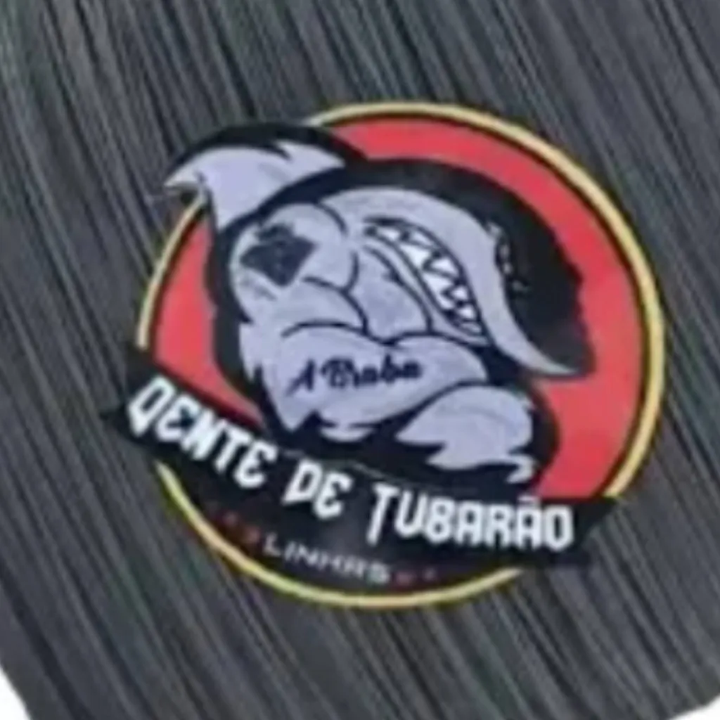 chat with ai character: dente de tubarao.