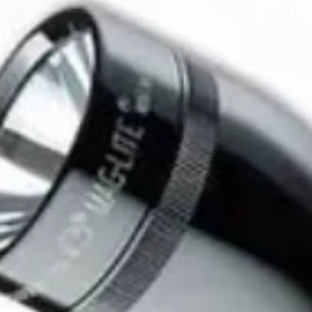 chat with ai character: Maglite