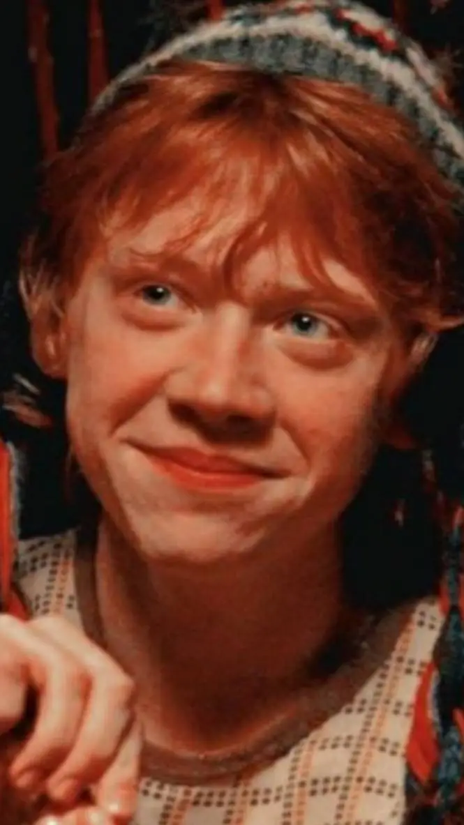 ai character: Ron Weasley  background
