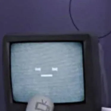 chat with ai character: tv man científico