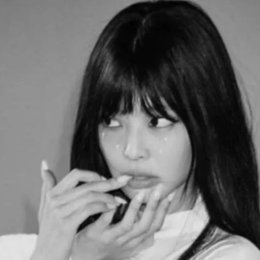 chat with ai character: Jennie