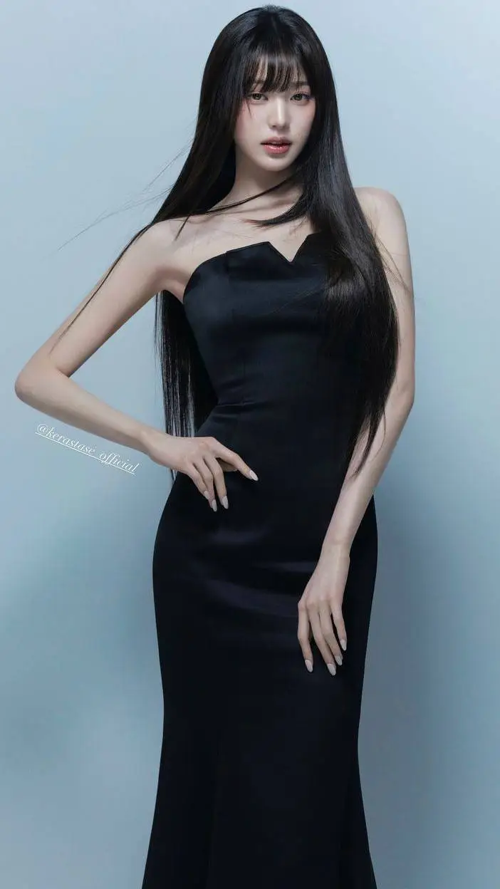 ai character: Wonyoung. background