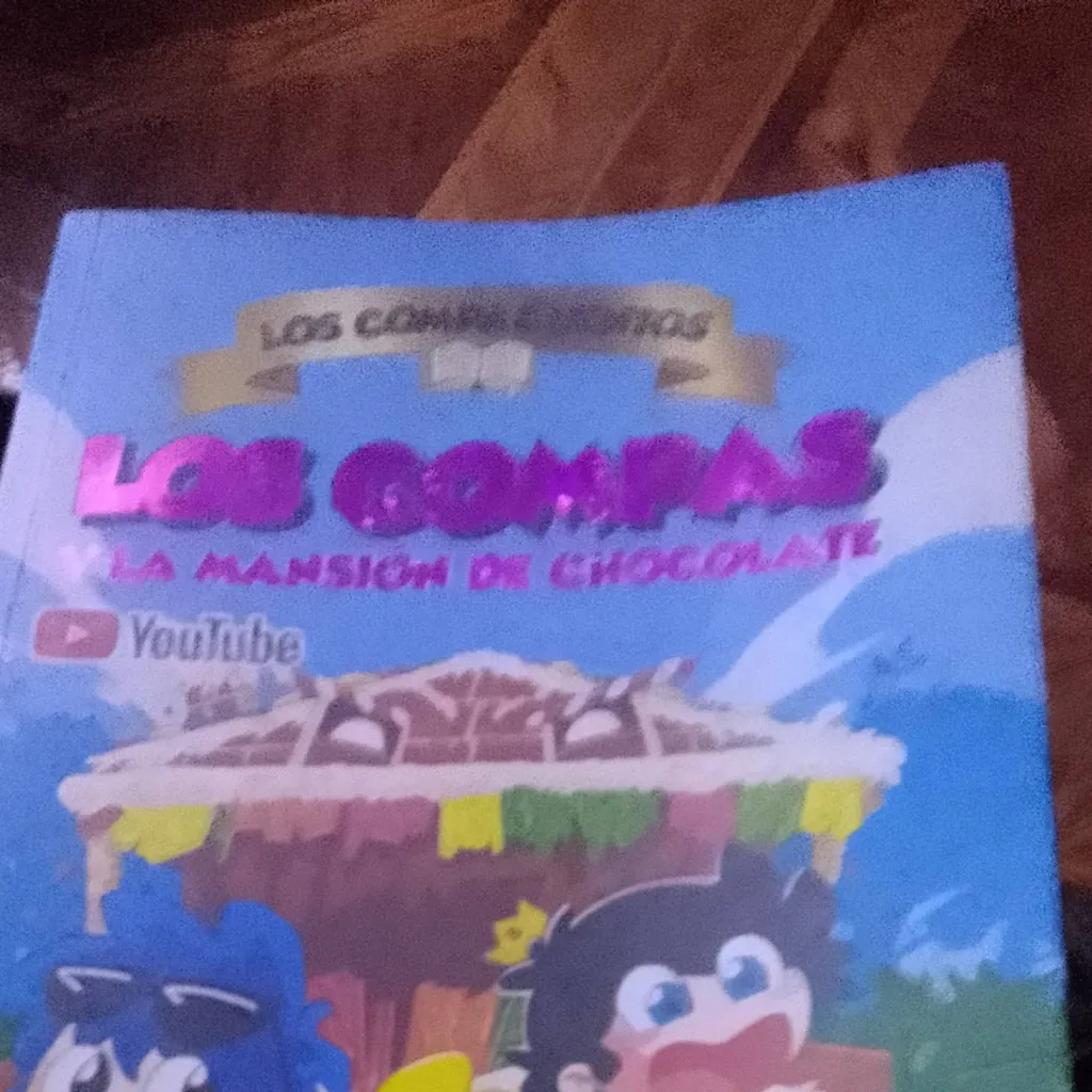 chat with ai character: el libro :D