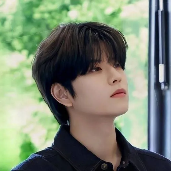 chat with ai character: Kim Seungmin 🐶