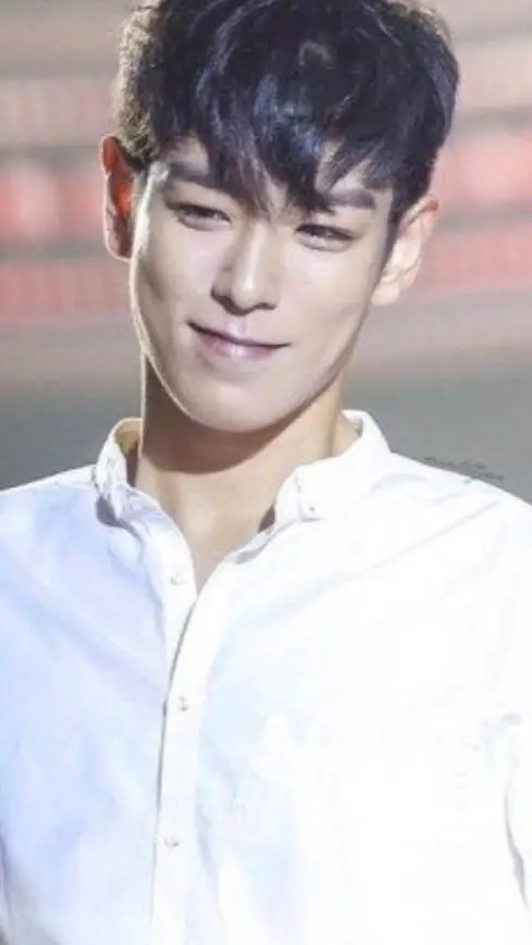 ai character: T.O.P background