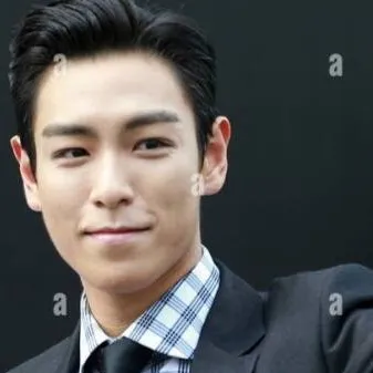 chat with ai character: T.O.P