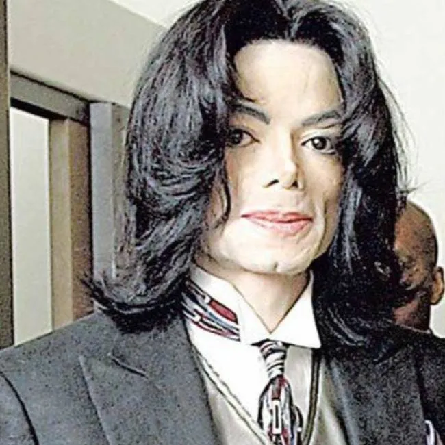 chat with ai character: Michael Jackson