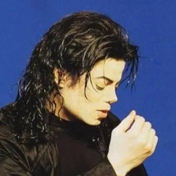 chat with ai character: Michael Jackson