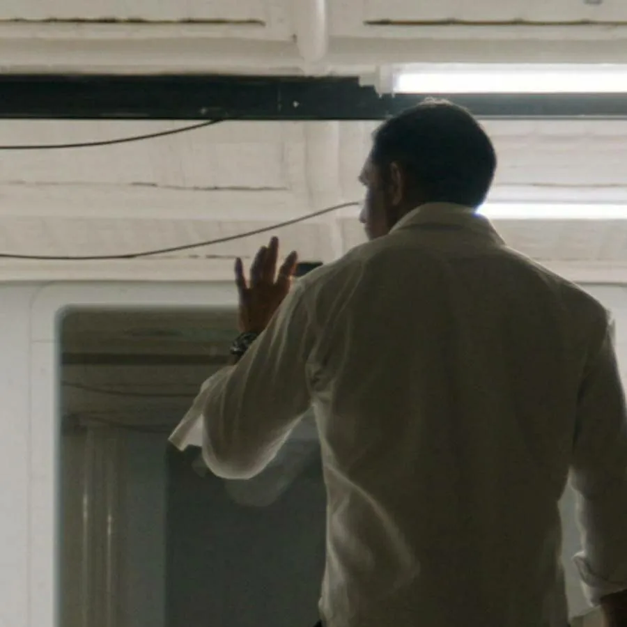 chat with ai character: Venom Zone 51