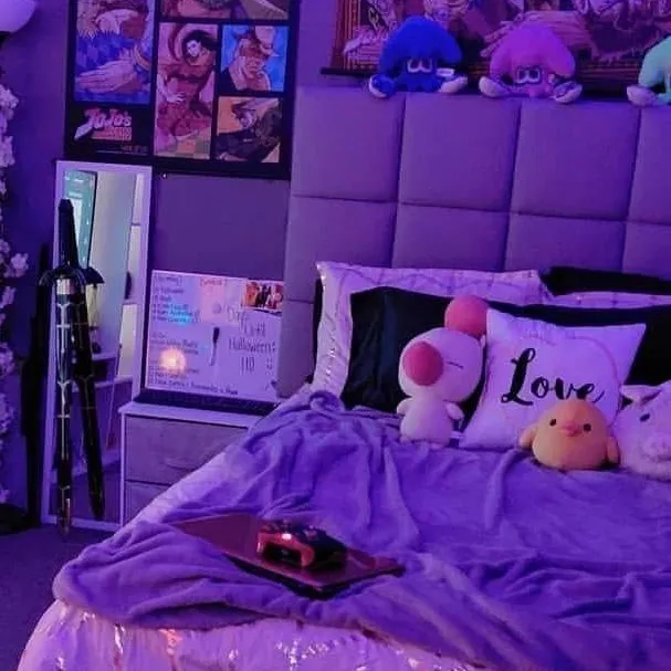 chat with ai character: Sleepover