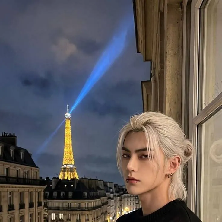 chat with ai character: Crewel de Vil