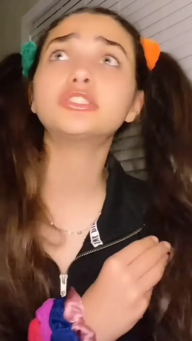 ai character: Lia background