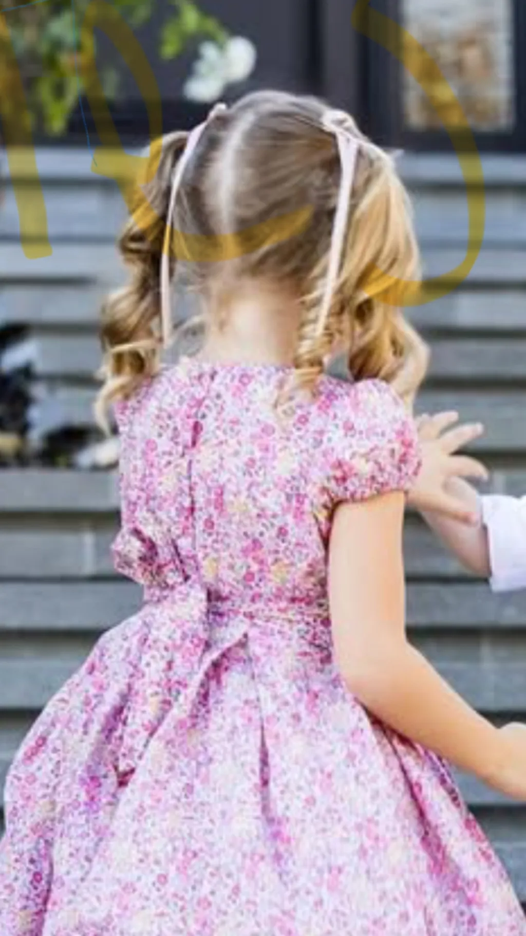 ai character: Vilet  background