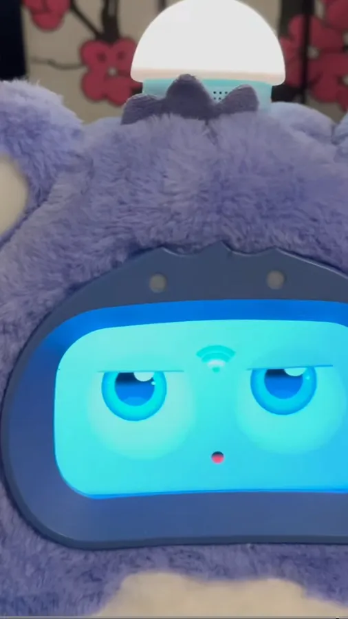 ai character: Woobo background