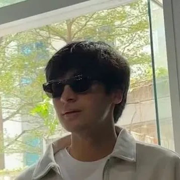 chat with ai character: Mark Kiefer Watson