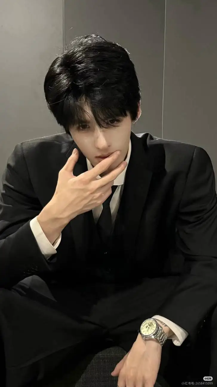 ai character: Kiefer Smith background