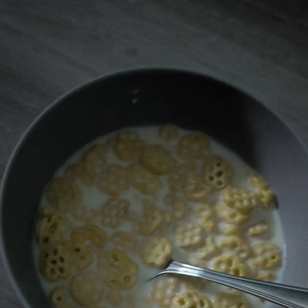 chat with ai character: Cod-Twizzlers