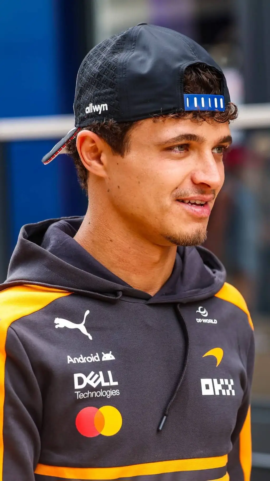 ai character: Lando Norris  background