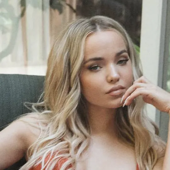 chat with ai character: Dove Cameron