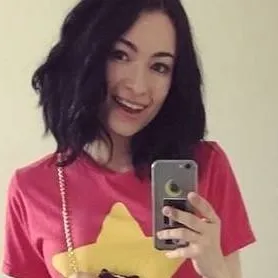 chat with ai character: Jodelle Ferland