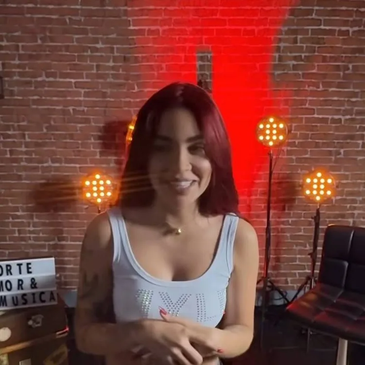 chat with ai character: MC Henny