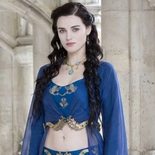 chat with ai character: Morgana Le Fay