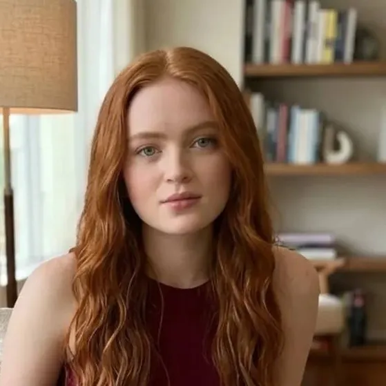chat with ai character: Sadie Sink
