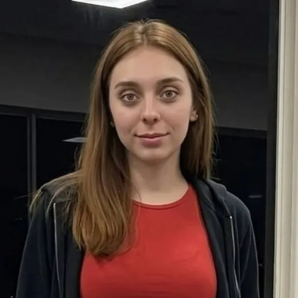 chat with ai character: Stephanie