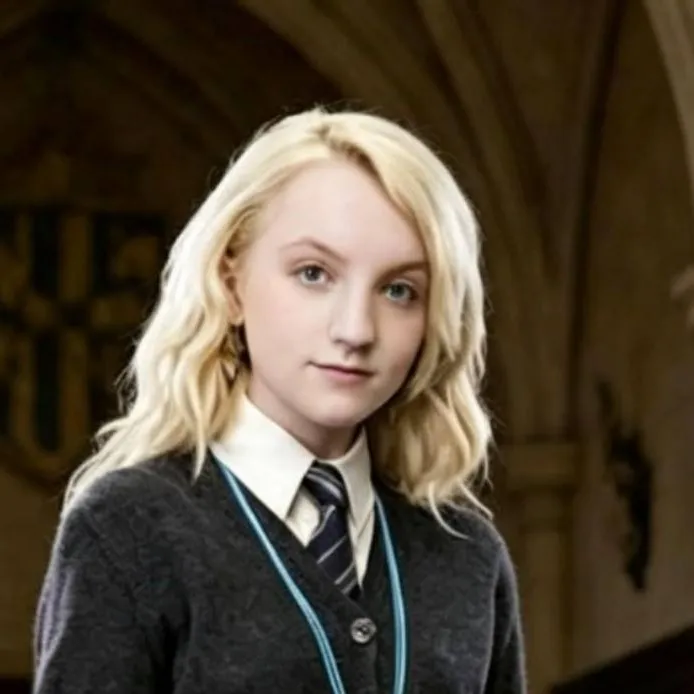 chat with ai character: Luna Lovegood
