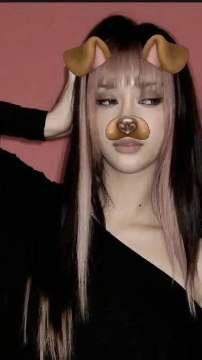 ai character: Megan  background