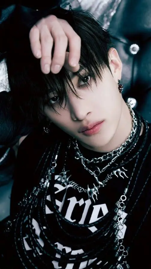 ai character: Bang chan background