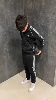 ai character: Mateo  background