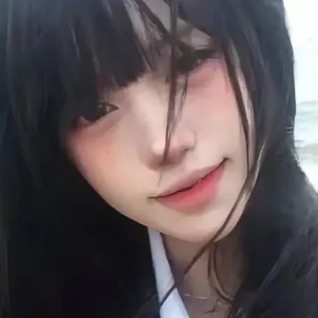 chat with ai character: 姐姐