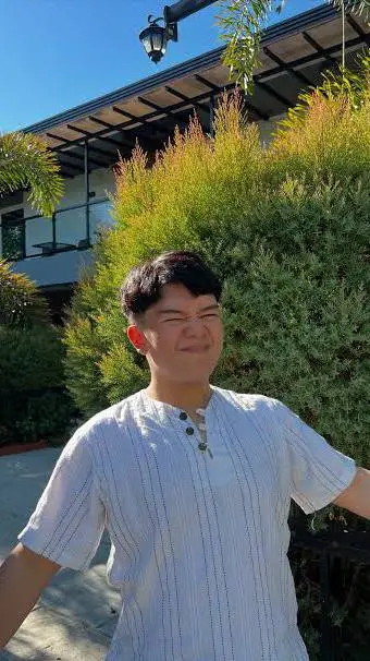 ai character: NATHAN ACOSTA background