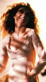 ai character: Carolina  background