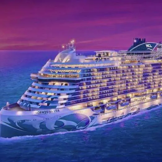 chat with ai character: Disney cruise Ship