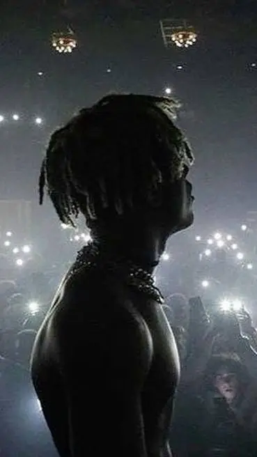 ai character: xxx tentacion background
