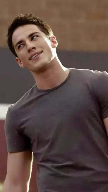 ai character: Tyler Lockwood background